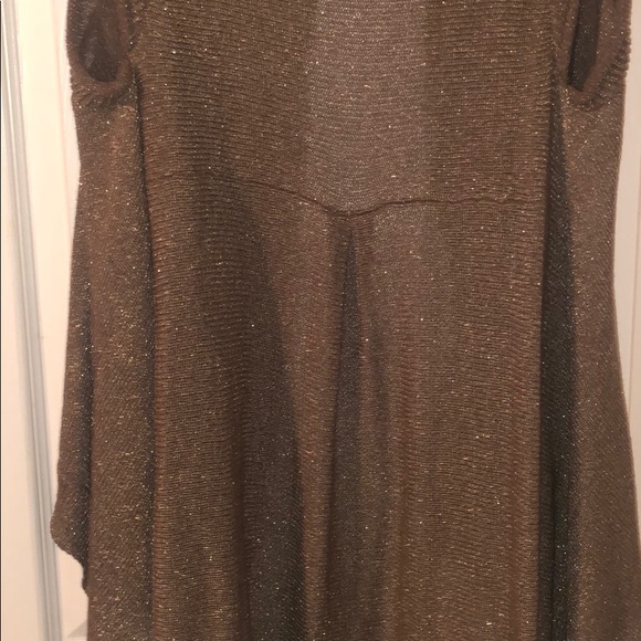 Lace Trimmed Shiny Vest - Picture 8 of 8